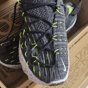 Nike SPACE HIPPIE 4 Charcoal and Lime Sneakers